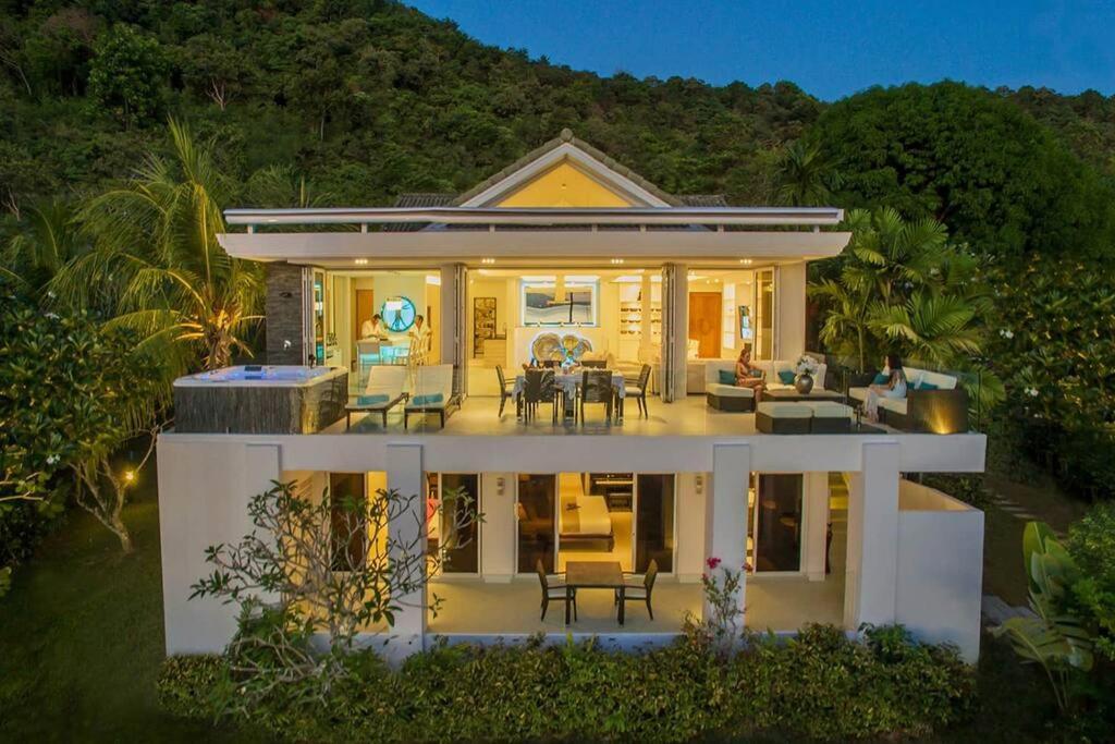 Villa Nirvana - Beachfront Tropical Chic 4Br Haven In Cape Panwa, Phuket Banaumakham Kültér fotó